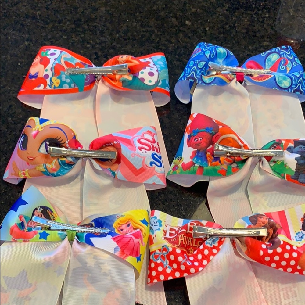 Disney Bows Set of 6 🎀💖🥰 - Picture 8 of 8